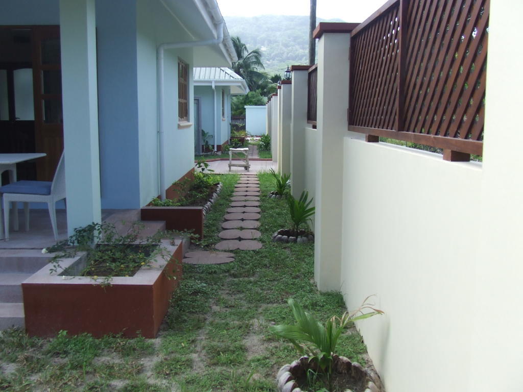 Le Relax Self Catering Apartment La Digue Kültér fotó