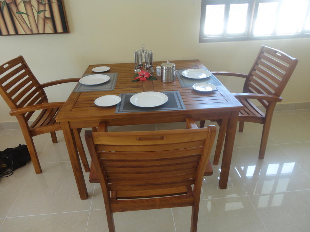 Le Relax Self Catering Apartment La Digue Kültér fotó
