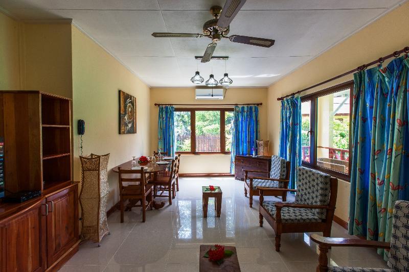 Le Relax Self Catering Apartment La Digue Kültér fotó