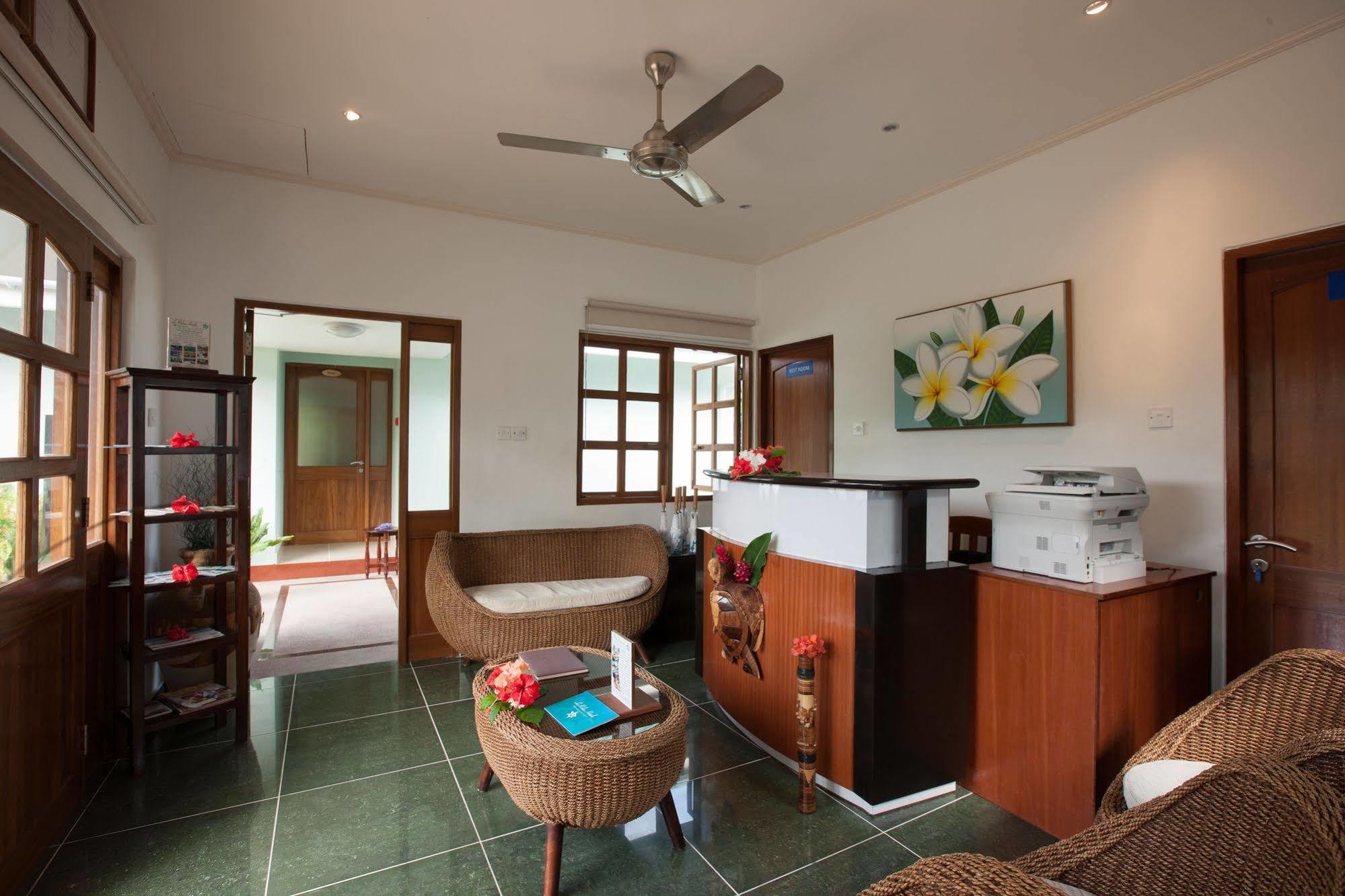 Le Relax Self Catering Apartment La Digue Kültér fotó