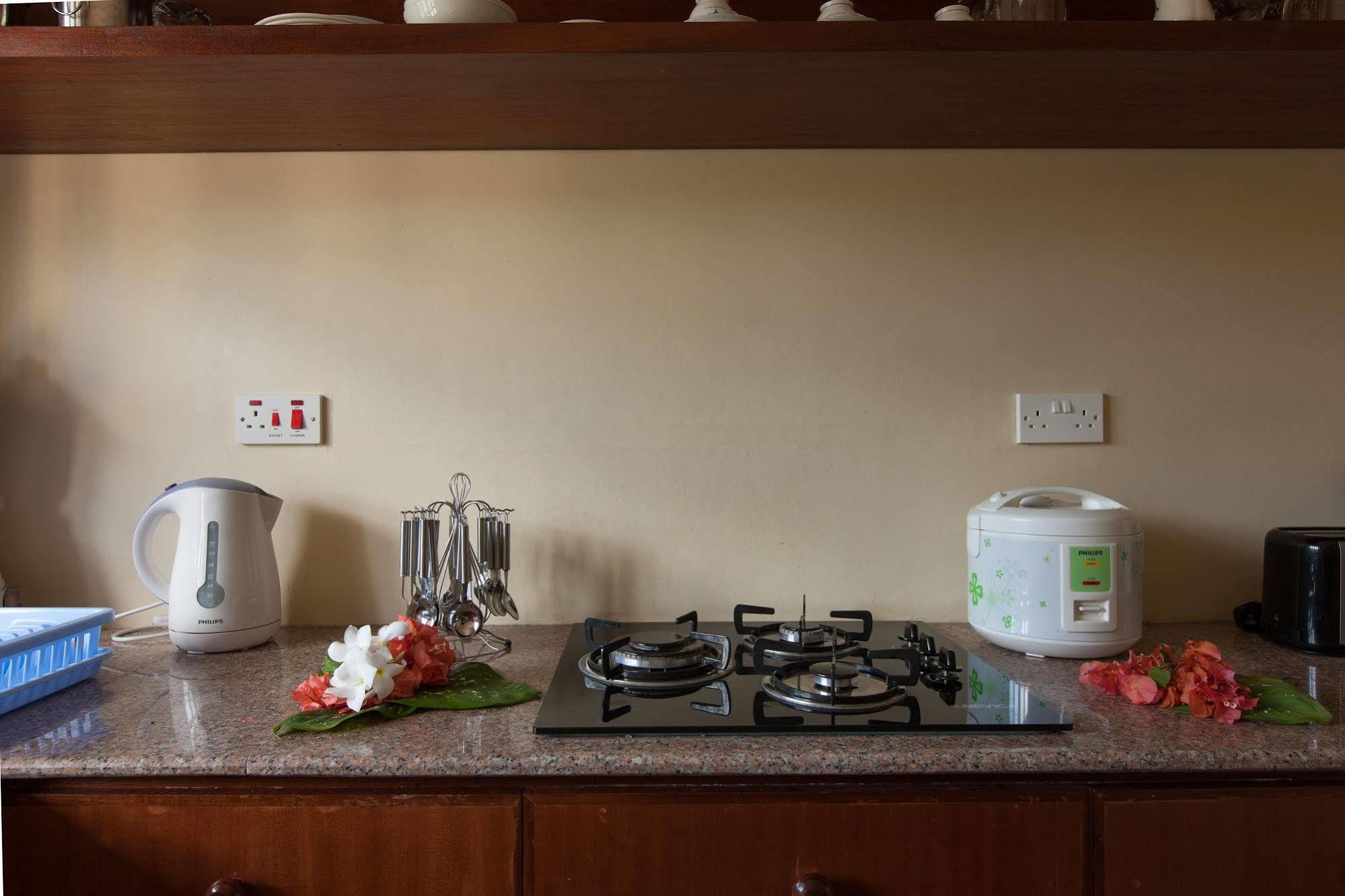 Le Relax Self Catering Apartment La Digue Kültér fotó