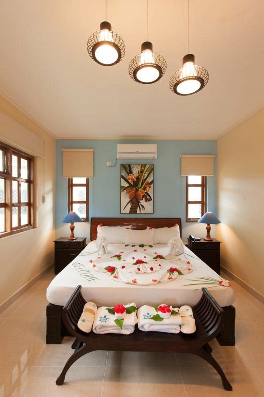 Le Relax Self Catering Apartment La Digue Kültér fotó